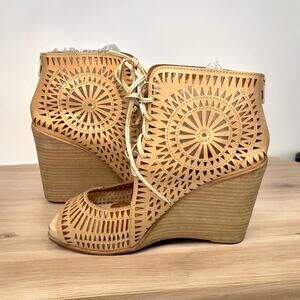 Jeffrey Campbell Rodillo Cutout Hi Wedge Peep Toe Sandals Nude Size 10